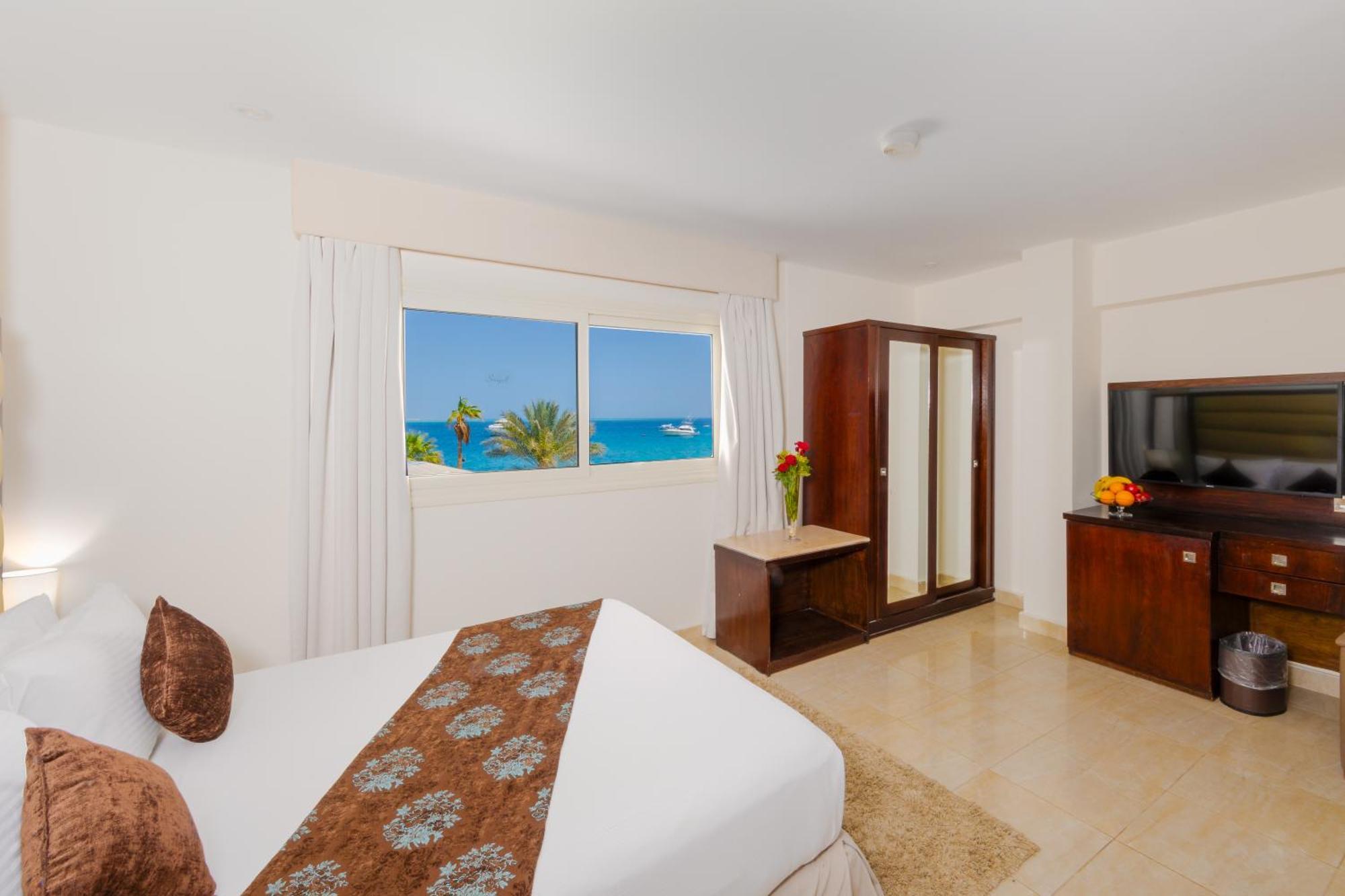Seagull Beach Resort - Families And Couples Only Hurghada Eksteriør billede