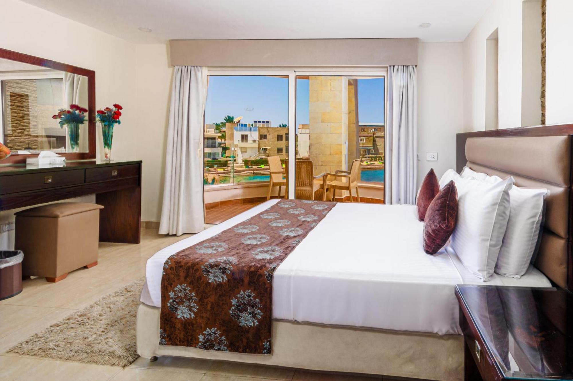 Seagull Beach Resort - Families And Couples Only Hurghada Eksteriør billede